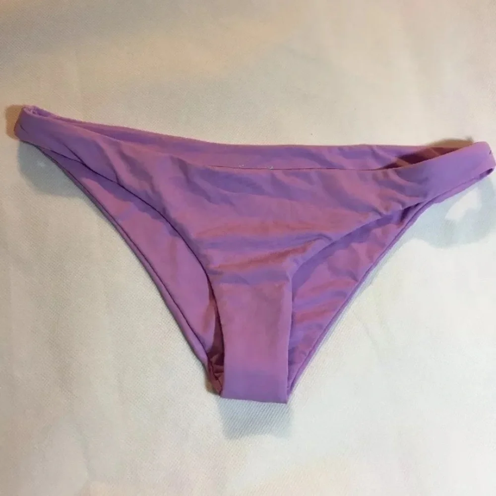 NEW Frankies Bikinis 'Bella' Seamless Bikini Bottom Purple [SZ Medium ]‎